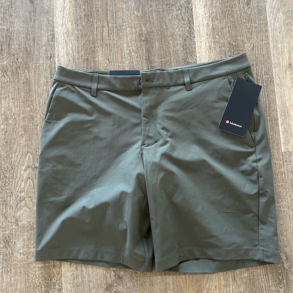 Men's Green Shorts